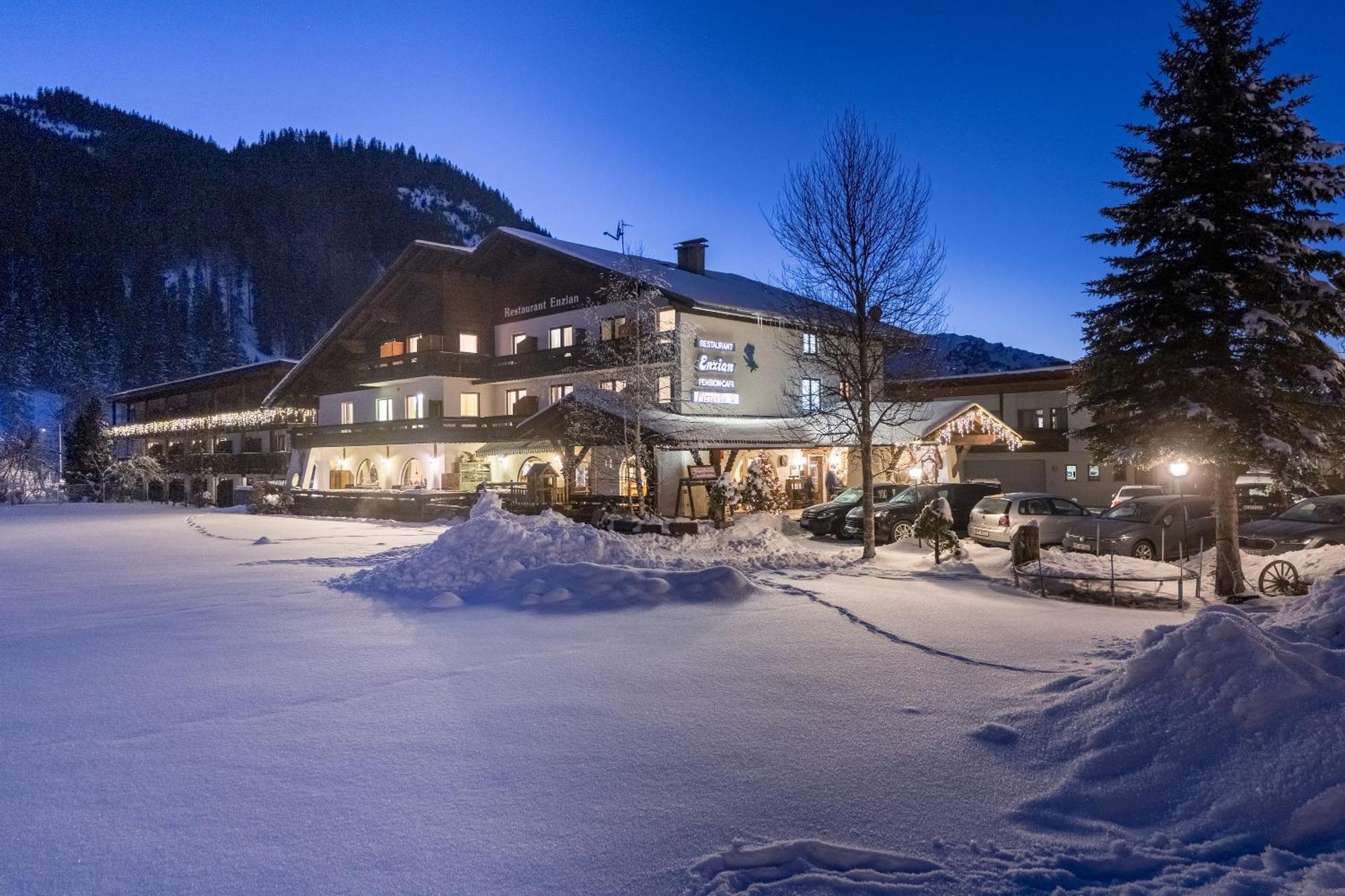 Gasthof Enzian Танхайм Екстериор снимка
